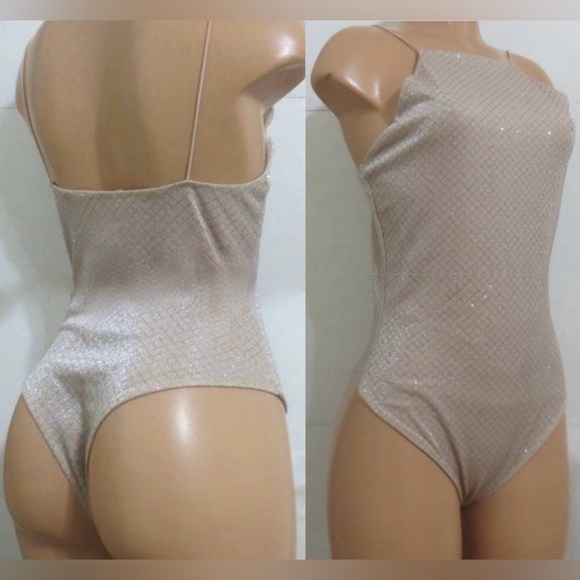 Olive Tree Tops - Olive Tree Blush Pink Shimmery Metallic Silver High Neck Halter Bodysuit. Size S